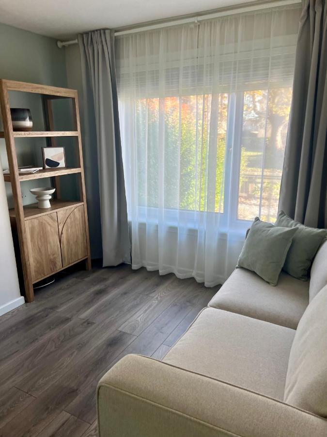 House With Garden And Parking 15 Min To City Center Эдинбург Экстерьер фото